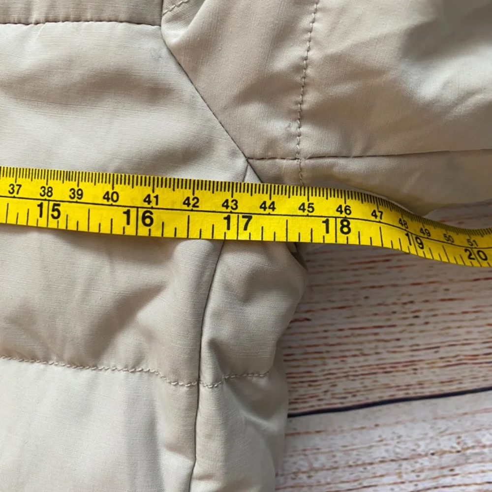 Lululemon Down Fall Coat – Women’s – Neutral Color – Lightweight & Warm - XS - Picture 8 of 11